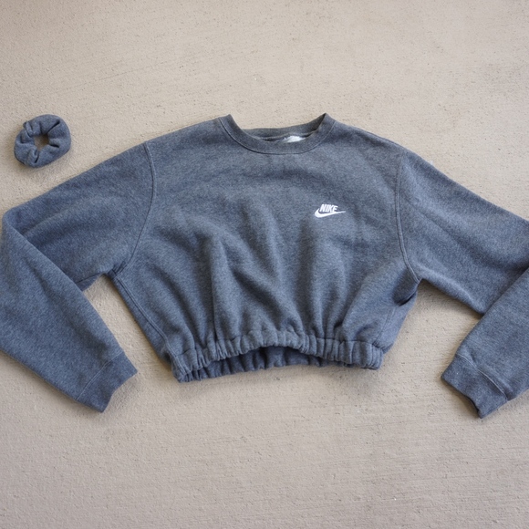 vintage nike crop sweatshirt